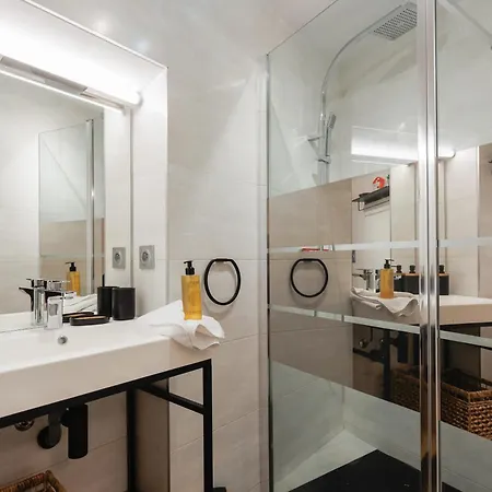 Immogroom - à 2 Pas Du Port Cannes