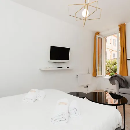 Appartement Immogroom - à 2 Pas Du Port *