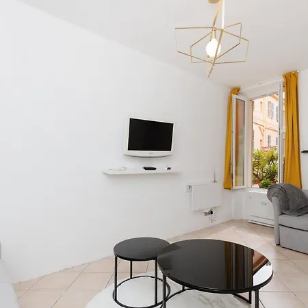 Appartement Immogroom - à 2 Pas Du Port Cannes