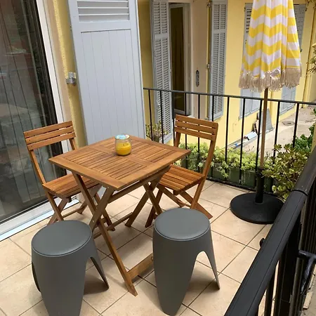 Upstays Port Terrace 35m